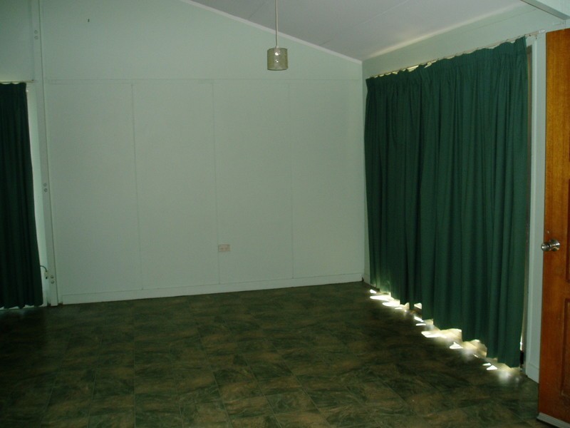 30 Garner Road, Kirwan QLD 4817