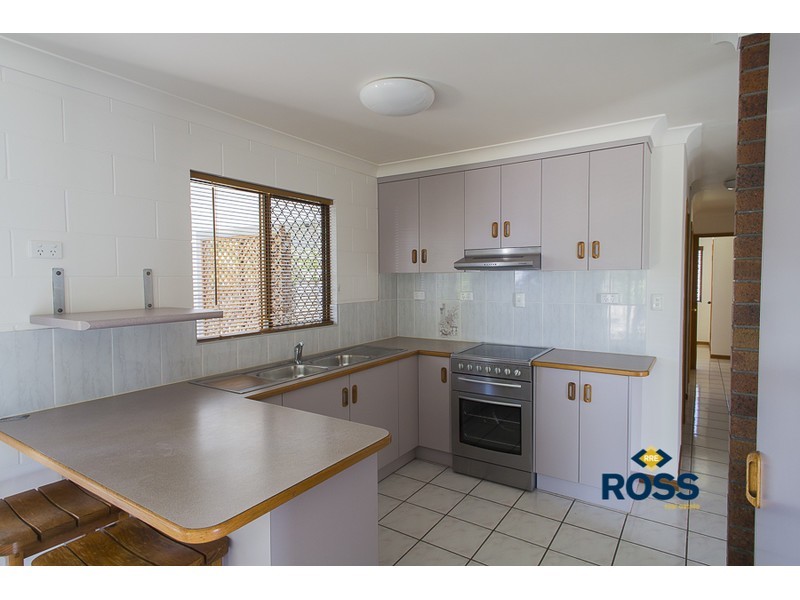 2 Bailey Court, Rasmussen QLD 4815