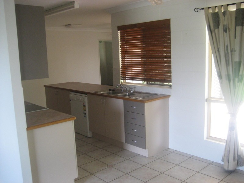 55 Currawong Street, Condon QLD 4815