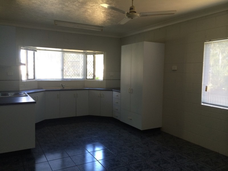 38 Whiting Court, Cungulla QLD 4816