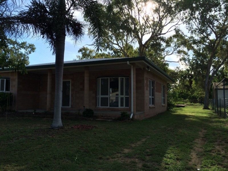 38 Whiting Court, Cungulla QLD 4816