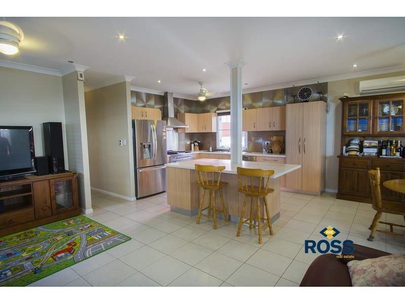 87A Chandler Street, Garbutt QLD 4814