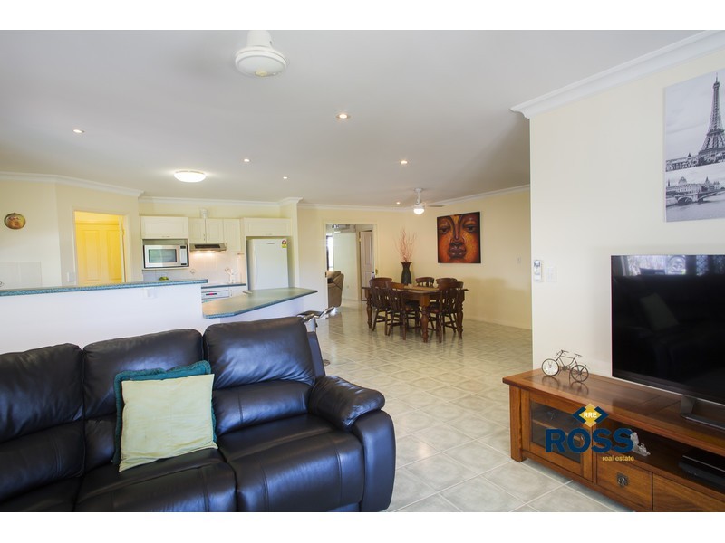 75 Squires Crescent, Kirwan QLD 4817