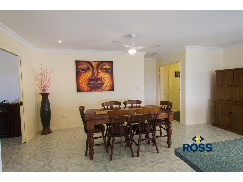 75 Squires Crescent, Kirwan QLD 4817