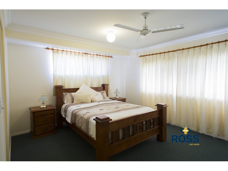 75 Squires Crescent, Kirwan QLD 4817