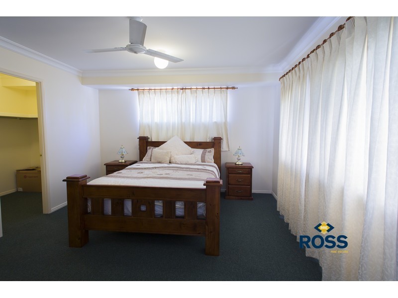 75 Squires Crescent, Kirwan QLD 4817