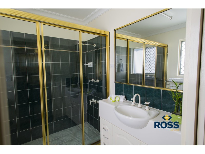 75 Squires Crescent, Kirwan QLD 4817