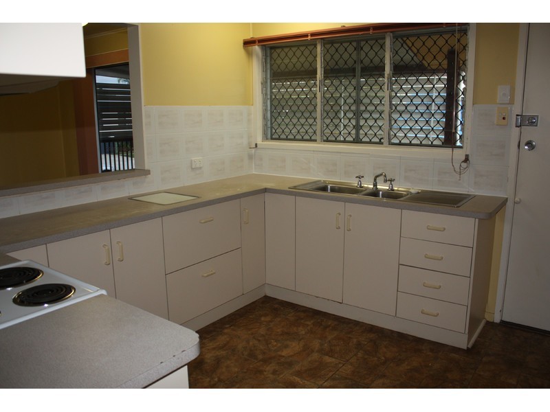 27 Cabot Street, Aitkenvale QLD 4814