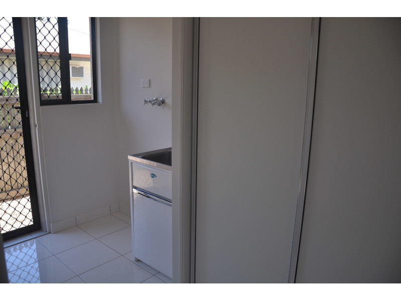8 Marita Court, Bushland Beach QLD 4818