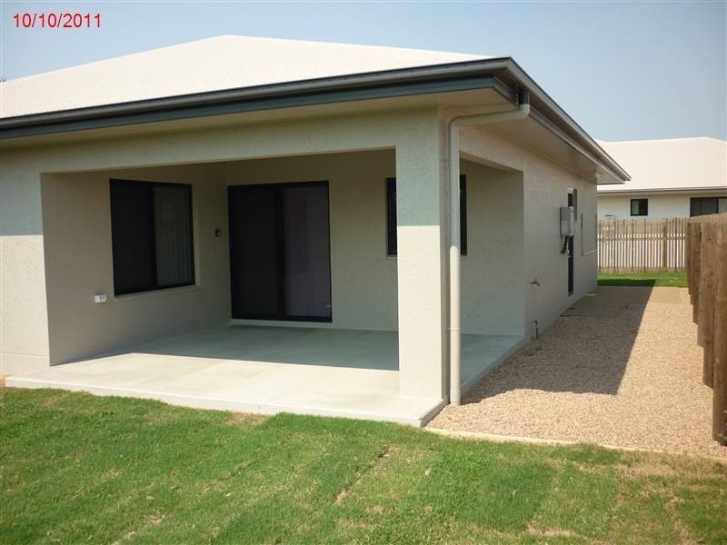 Bohle Plains QLD 4817