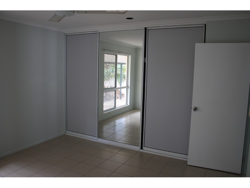 42 Warland Street, Kirwan QLD 4817