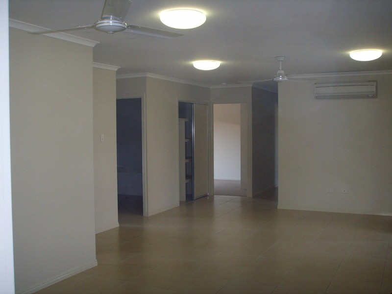 27 Dundabella Drive, Deeragun QLD 4818