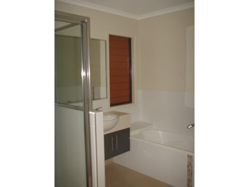 27 Dundabella Drive, Deeragun QLD 4818