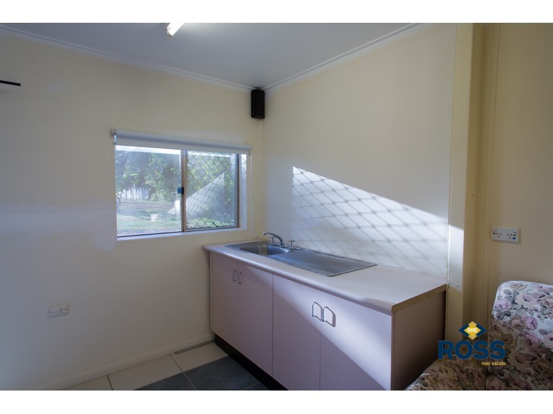 26 Oldenburg Place, Kelso QLD 4815