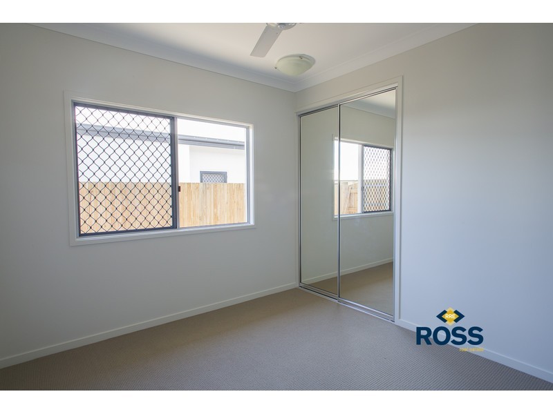 34 Poinsettia Drive, Bohle Plains QLD 4817