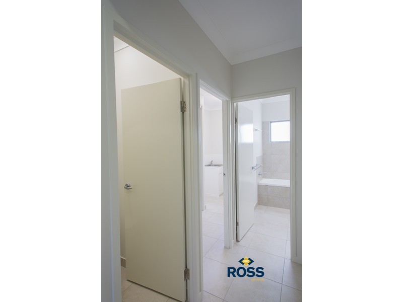 34 Poinsettia Drive, Bohle Plains QLD 4817