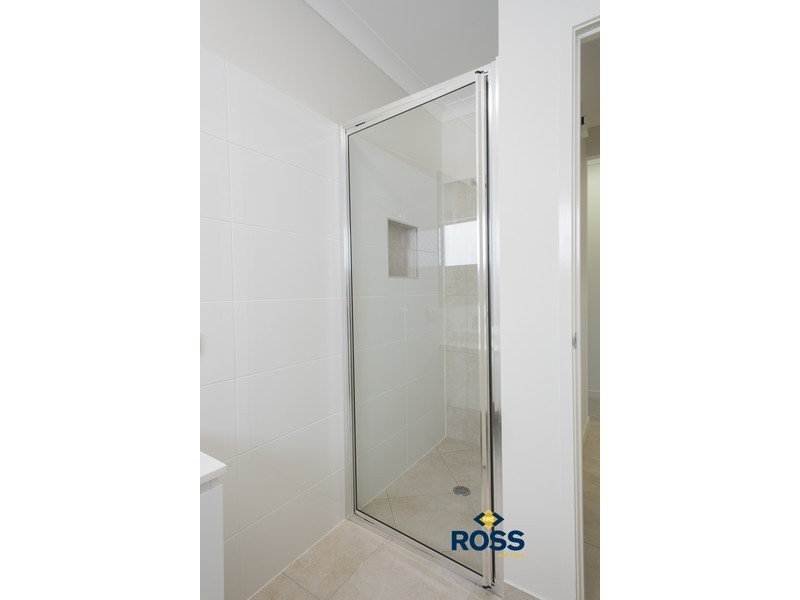 34 Poinsettia Drive, Bohle Plains QLD 4817