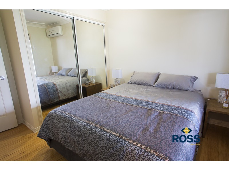 11 Loriston Road, Mount Low QLD 4818