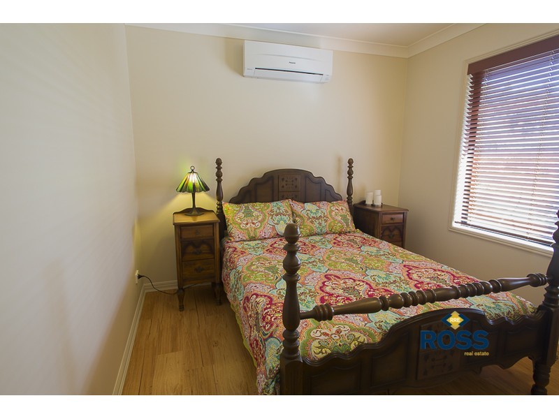 11 Loriston Road, Mount Low QLD 4818