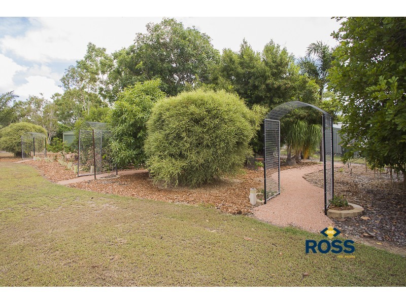 11 Loriston Road, Mount Low QLD 4818