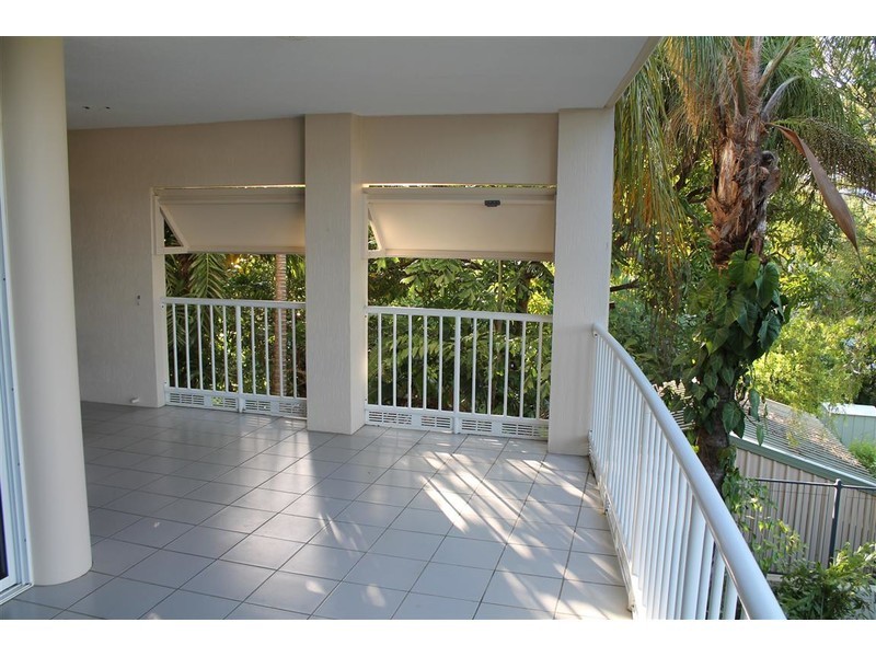 1/377 Stanley Street West, North Ward QLD 4810