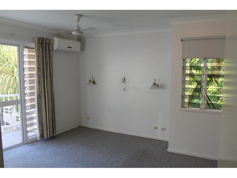 1/377 Stanley Street West, North Ward QLD 4810