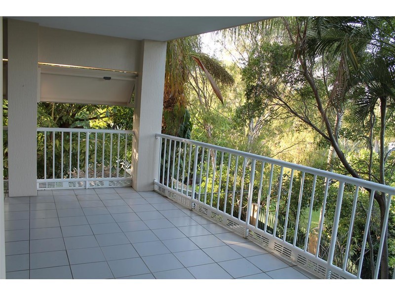 1/377 Stanley Street West, North Ward QLD 4810