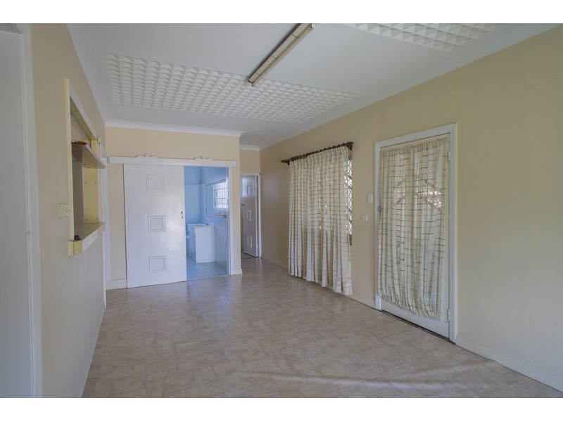 18 – 20 Macintosh Street, Hermit Park QLD 4812