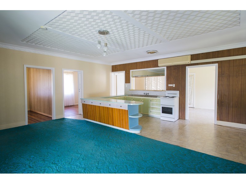 18 – 20 Macintosh Street, Hermit Park QLD 4812