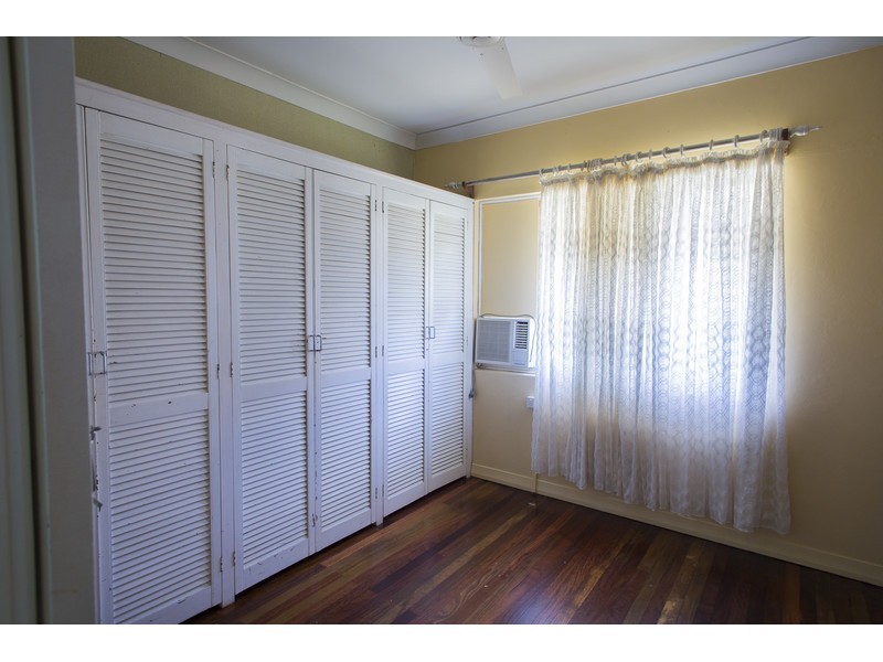 18 – 20 Macintosh Street, Hermit Park QLD 4812