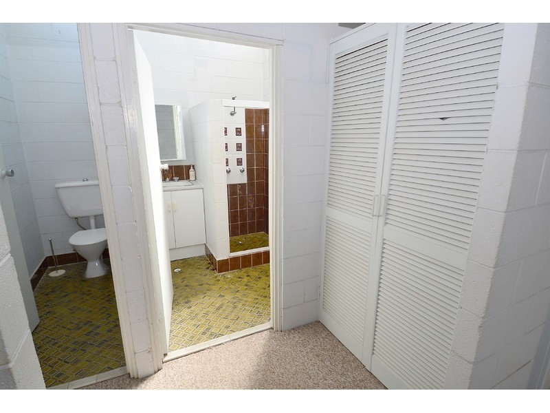 6/4 Cambridge Street, Currajong QLD 4812