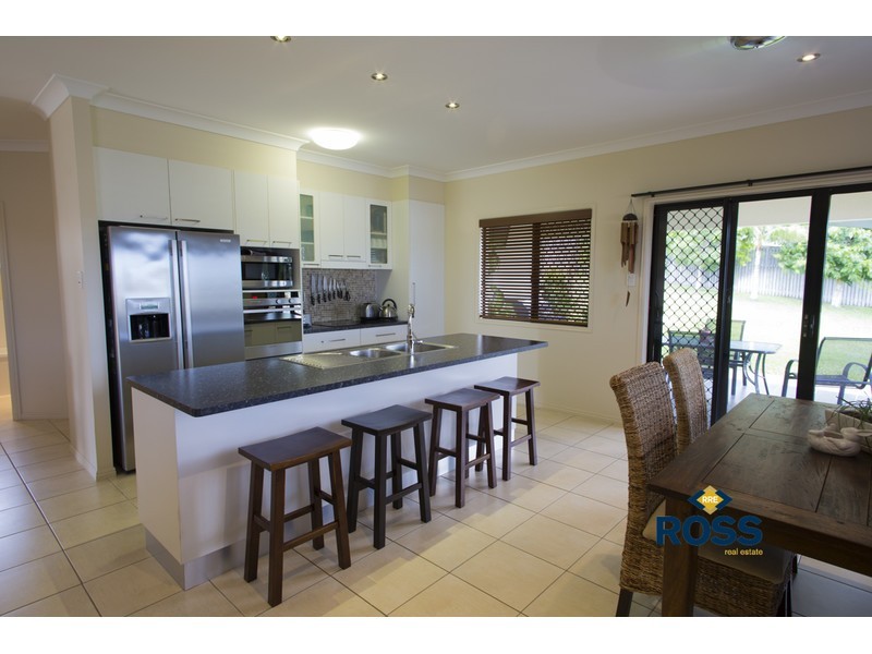 3 Girraween Avenue, Douglas QLD 4814