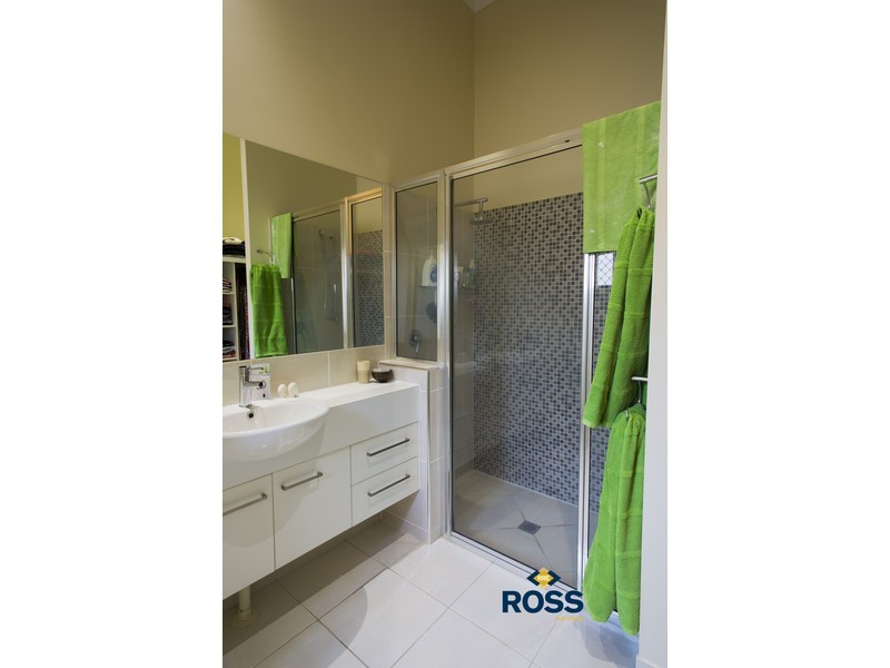 3 Girraween Avenue, Douglas QLD 4814