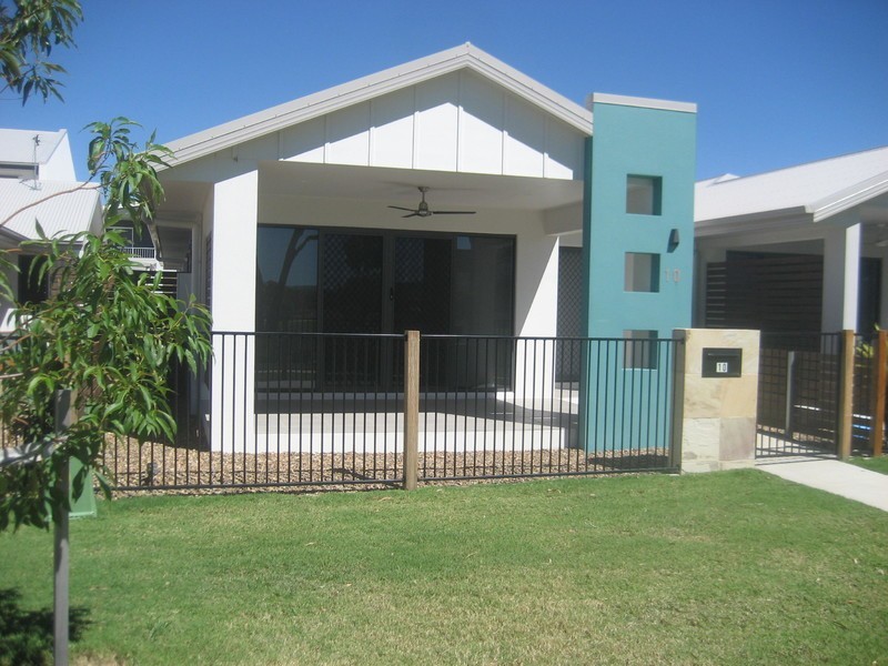 10 Goode Lane, Oonoonba QLD 4811