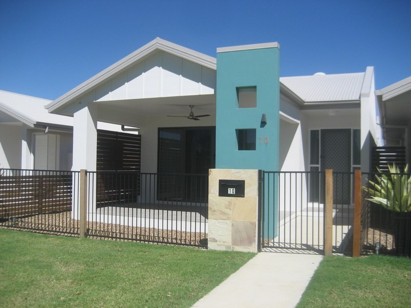 10 Goode Lane, Oonoonba QLD 4811