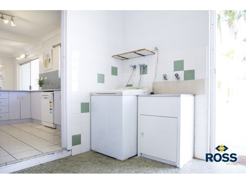 62 Farrell Street, Kirwan QLD 4817