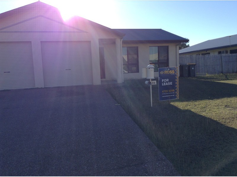 32 Atherton Circuit, Kirwan QLD 4817