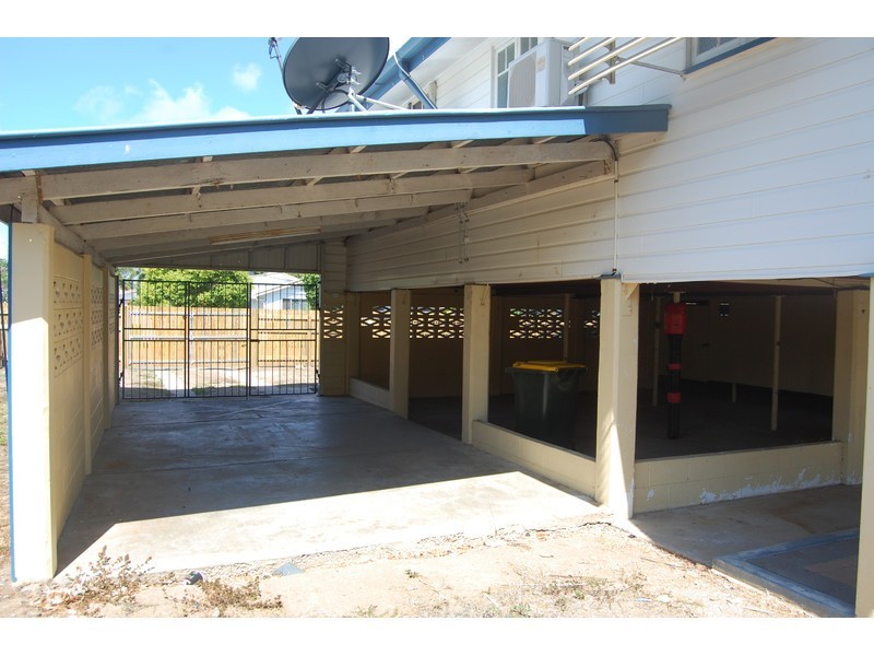 27 Wood Street, Mundingburra QLD 4812