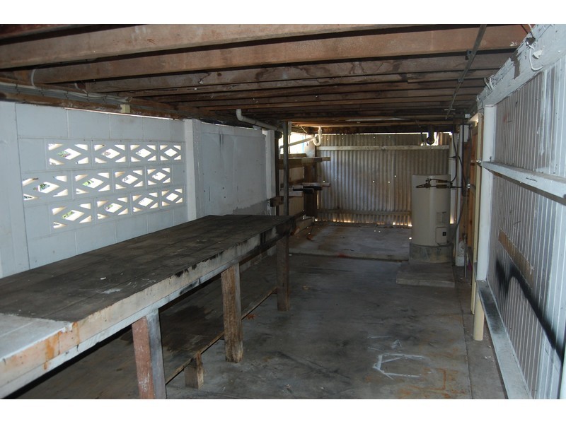 27 Wood Street, Mundingburra QLD 4812