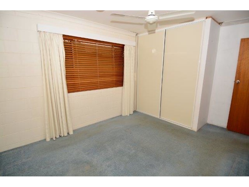 22 Julia Street, Kirwan QLD 4817