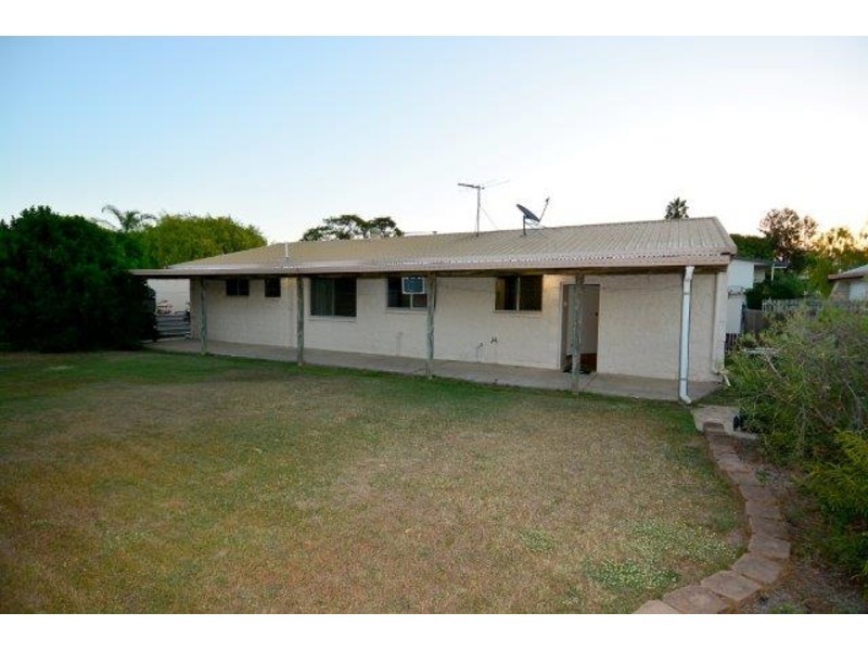 22 Julia Street, Kirwan QLD 4817