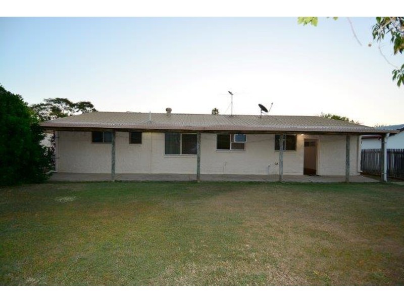 22 Julia Street, Kirwan QLD 4817
