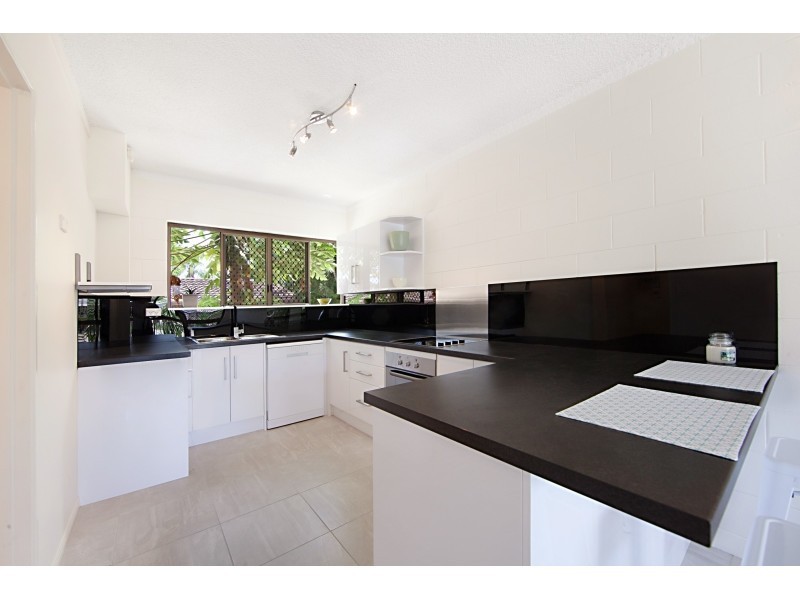 9/25 Roberts Street, Hermit Park QLD 4812