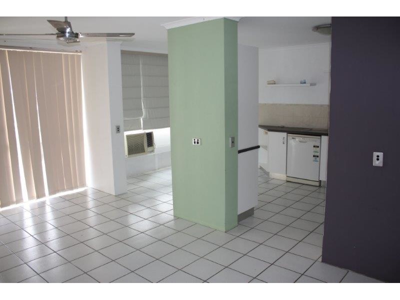 9/6 Hale Street, Townsville City QLD 4810