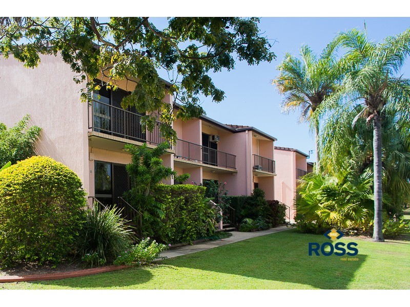 1/25 Roberts Street, Hermit Park QLD 4812