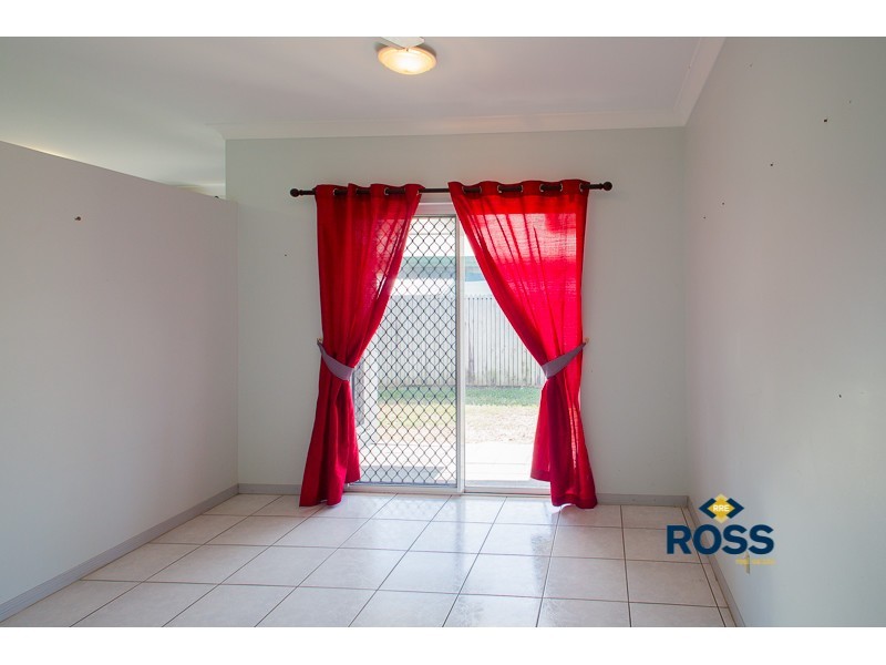 10 Milgate Crescent, Kirwan QLD 4817