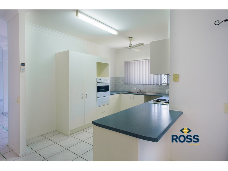 10 Milgate Crescent, Kirwan QLD 4817