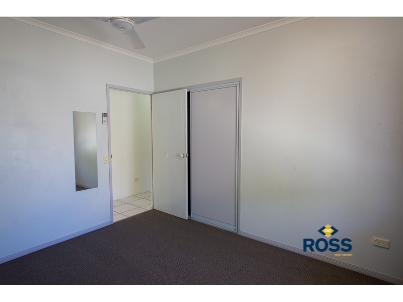 10 Milgate Crescent, Kirwan QLD 4817