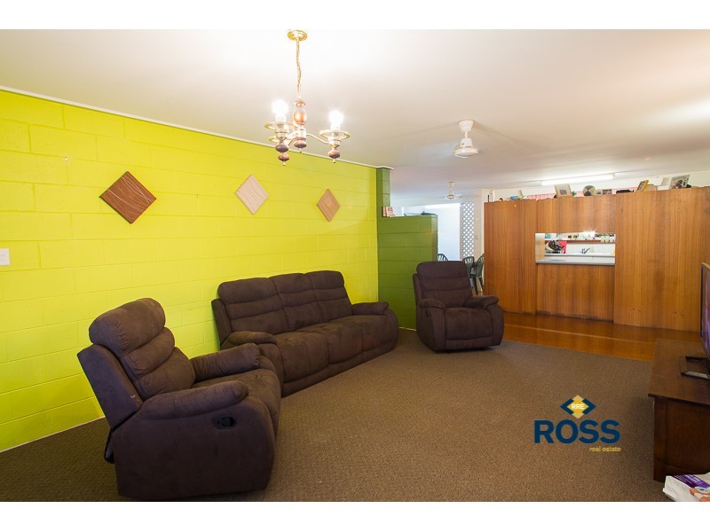 25 Bainbridge Street, Heatley QLD 4814