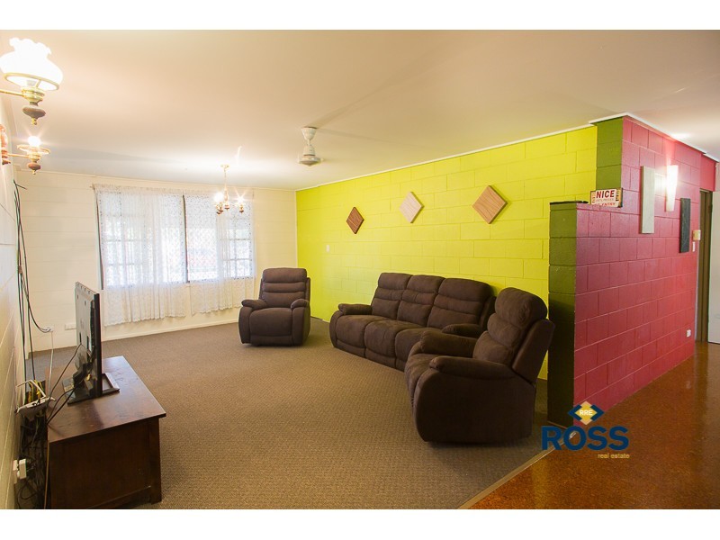 25 Bainbridge Street, Heatley QLD 4814